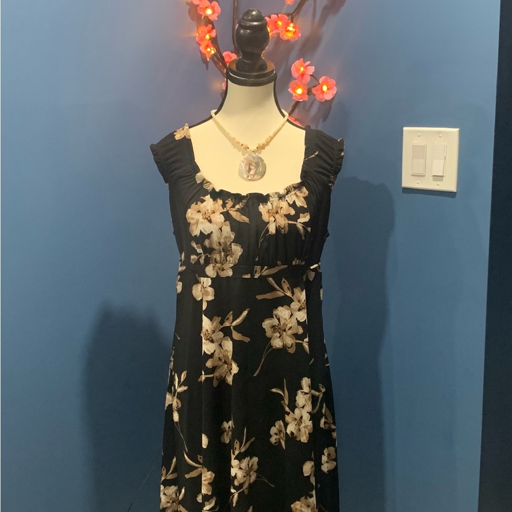 Axcess Black and Tan/Cream Floral Midi Dress